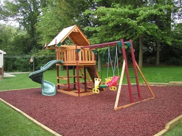 What Are The Pros And Cons Of Rubber Mulch Angie S List